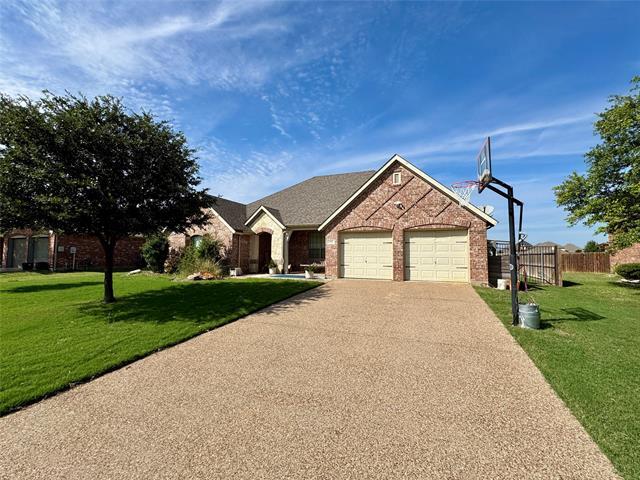 property at 124 Country Lakes Blvd
