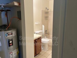 5007 Ravens Crest Dr in Plainsboro, NJ - Building Photo - Building Photo