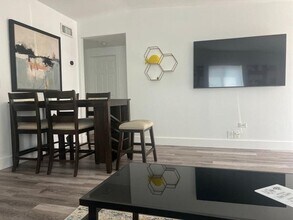 161 NE 15th Ter in Boca Raton, FL - Building Photo - Building Photo