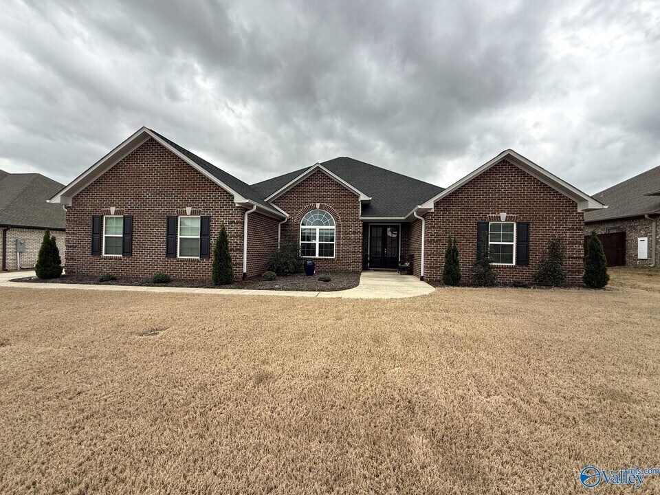 17123 Stonegate Dr in Athens, AL - Building Photo
