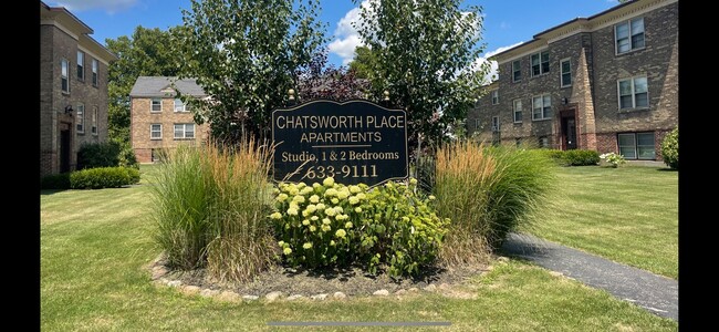 Chatsworth Place Apartments in Kenmore, NY - Building Photo - Building Photo