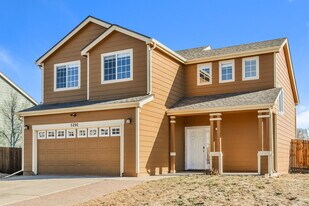 5292 Mountain Air Cir in Colorado Springs, CO - Building Photo