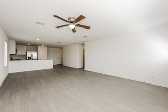 1281 Wedge Leaf Ln in Heath, TX - Building Photo - Building Photo