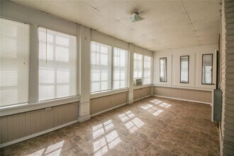 606 Chautauqua Ave in Norman, OK - Building Photo - Building Photo