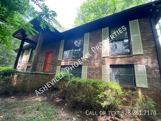property at 20 Ferncliff Dr