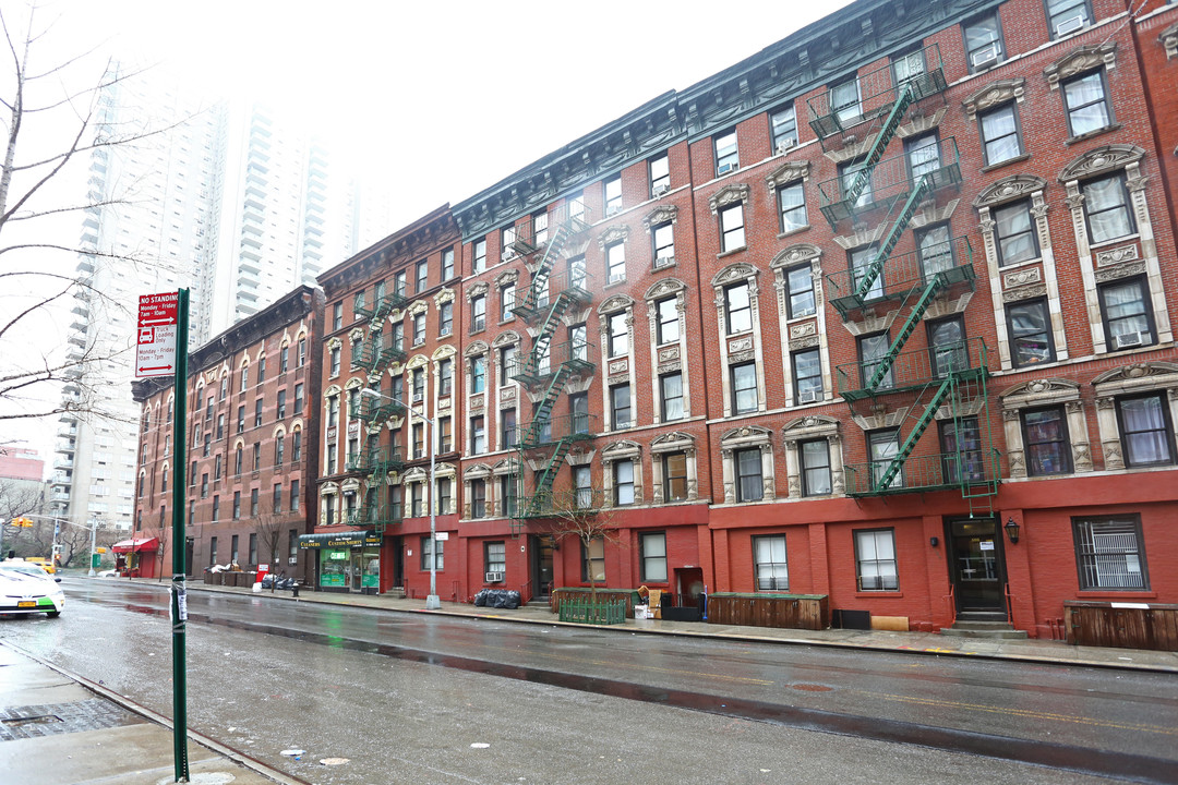 509 E 73rd St in New York, NY - Foto de edificio
