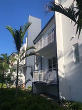 960 Bay Dr in Miami Beach, FL - Building Photo - Building Photo
