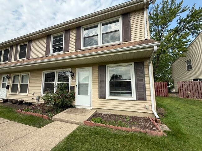 property at 1779 Queensbury Cir