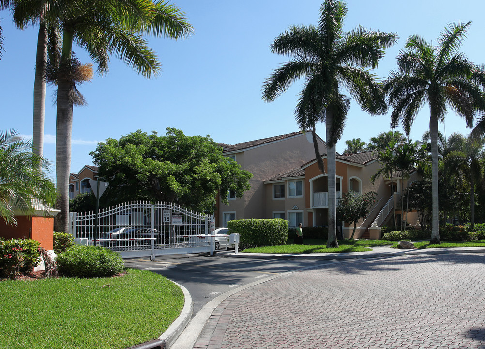 The Residence Of Riviera Palms in Coconut Creek, FL - Building Photo