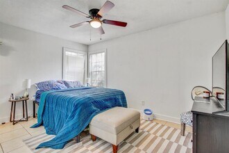 3317 S Oak Dr in Austin, TX - Building Photo - Building Photo