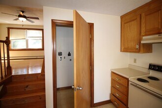 76 Franklin St in Derry, NH - Building Photo - Building Photo