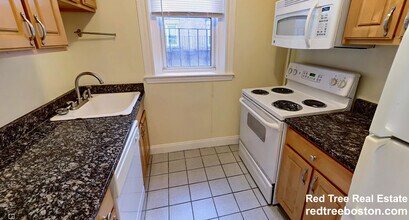 120 Peterborough St in Boston, MA - Foto de edificio - Building Photo