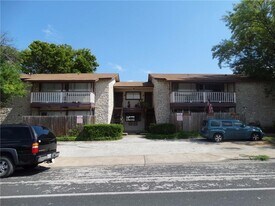 8905 Parkfield Dr in Austin, TX - Building Photo