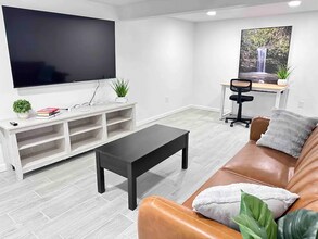 3919 Monroe Ave in El Paso, TX - Building Photo - Building Photo