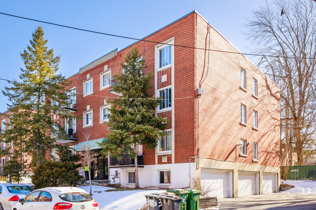 3820 Saint-Kévin Av in Montréal, QC - Building Photo