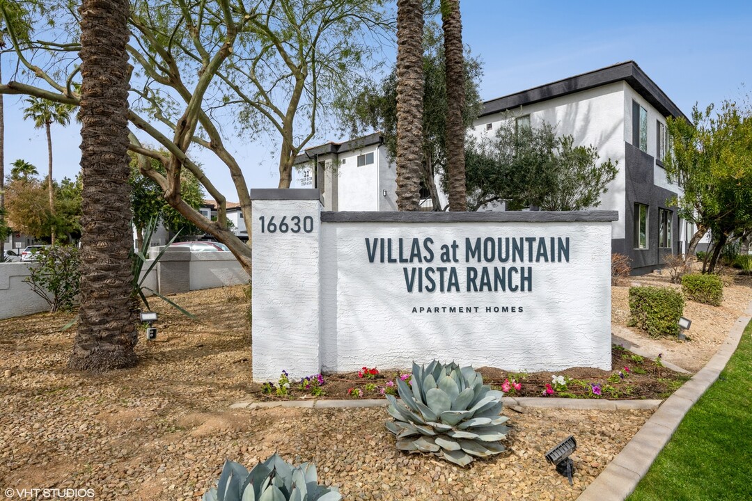 Villas At Mountain Vista Ranch in Surprise, AZ - Building Photo