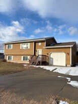 5512 Shaw Ct in Rapid City, SD - Building Photo