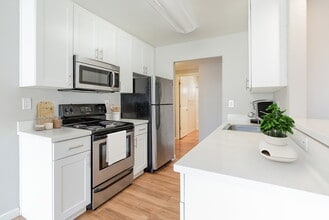 The Rexford in Fremont, CA - Foto de edificio - Building Photo