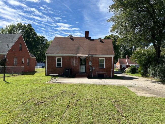 3424 Deerwood Rd in Richmond, VA - Building Photo - Building Photo