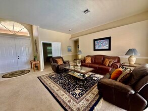 2810 SE Tate Ave in Port St. Lucie, FL - Building Photo - Building Photo