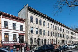 821 Halsey St in Brooklyn, NY - Building Photo - Building Photo