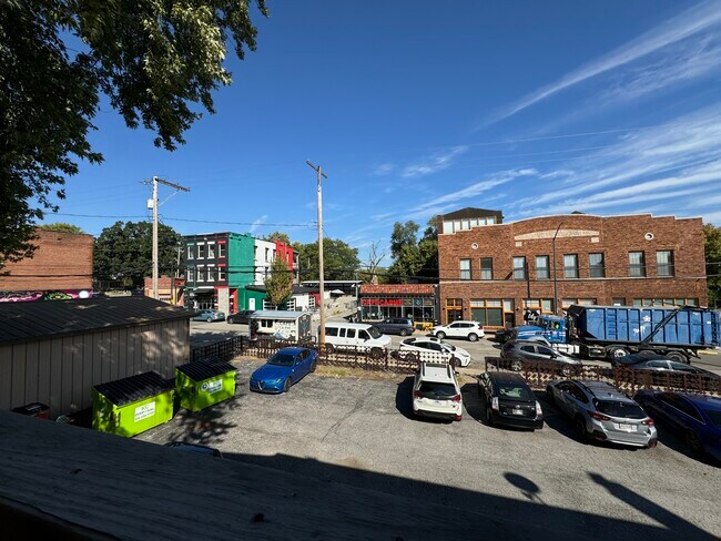 504 Harrison St, Unit 1 in Kansas City, MO - Foto de edificio - Building Photo