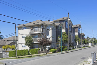 Vanness Park in Vancouver, BC - Building Photo - Building Photo