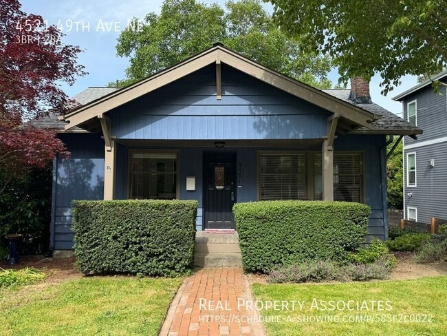 property at 4521 49th Ave NE