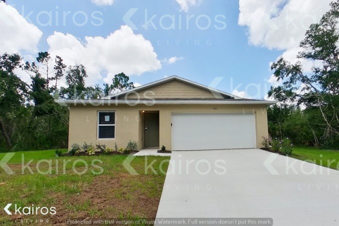 18415 Toronto Ave in Port Charlotte, FL - Foto de edificio