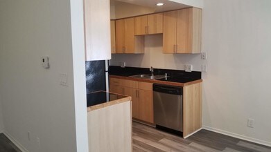 5302 Comercio Ln, Unit 5 in Los Angeles, CA - Foto de edificio - Building Photo