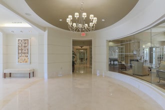 City Center Townes in Dulles, VA - Foto de edificio - Lobby