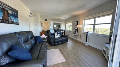 1630 N Ocean Blvd in Pompano Beach, FL - Building Photo - Building Photo