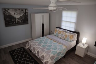 300 NW 21st St in Boca Raton, FL - Building Photo