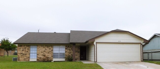 property at 1606 Daude Ave