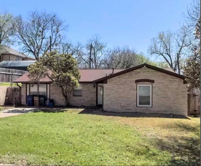 property at 6907 Dubuque Ln