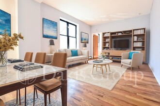 2334 28th Ave in Queens, NY - Building Photo - Building Photo