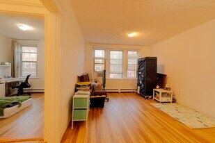 24 Ransom Rd in Boston, MA - Building Photo