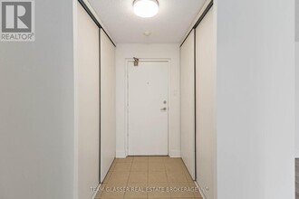 500 Proudfoot Ln in London, ON - Building Photo - Building Photo