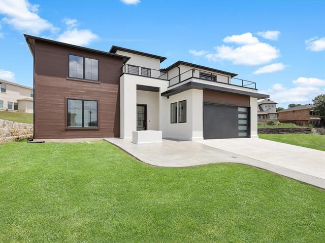 property at 310 Harborview Dr