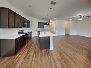 6054 Little Blf Cir in Mascotte, FL - Building Photo - Building Photo