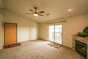 2266 Holiday Rd, Unit 30004 in Coralville, IA - Building Photo - Building Photo