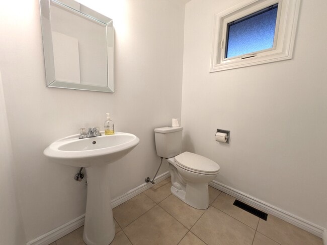 31 Bingham St in Richmond Hill, ON - Building Photo - Building Photo