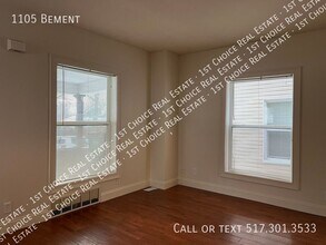1105 Bement St in Lansing, MI - Building Photo - Building Photo