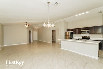 271 SW Ridgecrest Dr in Port St. Lucie, FL - Building Photo - Building Photo