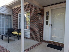 9265 US 15-501 Hwy in Pinehurst, NC - Building Photo