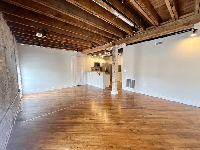 401 Princess Anne St