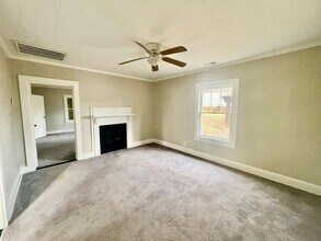 807 3rd St in Kings Mountain, NC - Building Photo - Building Photo