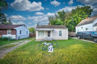 1232 Norton St in Burton, MI - Building Photo - Building Photo