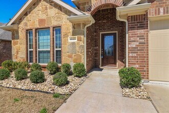 3020 Oakcrest Dr in Royse City, TX - Building Photo - Building Photo