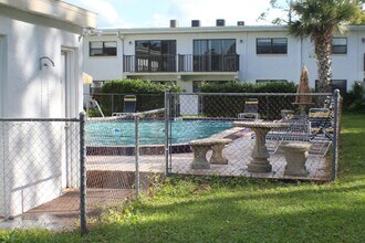 1500 Virginia Ave in Daytona Beach, FL - Building Photo - Building Photo